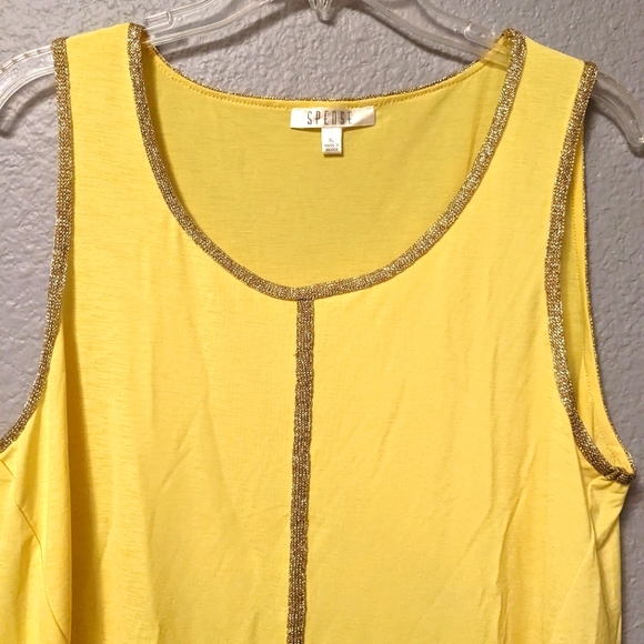 🔥SALE🔥 Spence Sleeveless Yellow Top Gold Embellishments Hi Low Sz. XL - Picture 3 of 12